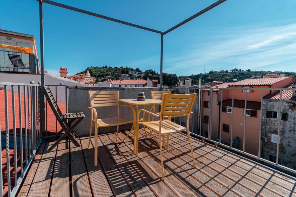 Apartments Artemus Music - Hizvo