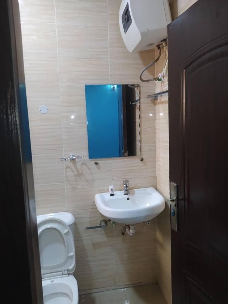 Oragon  and Suites - Housity