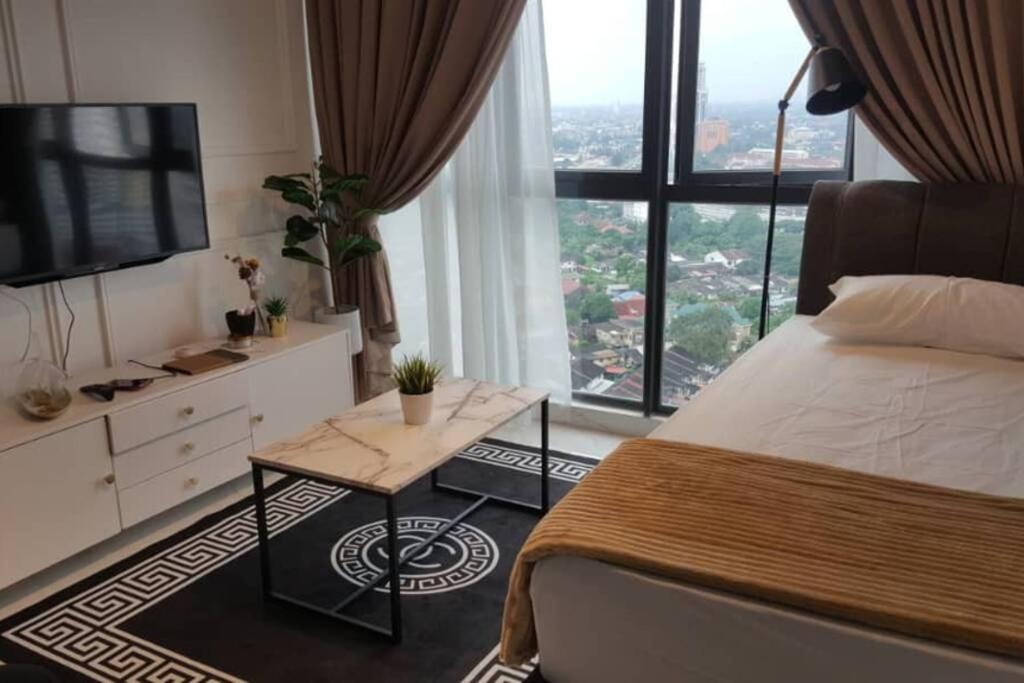 Mizrai Troika Homestay with Kota Bharu city view - Housity