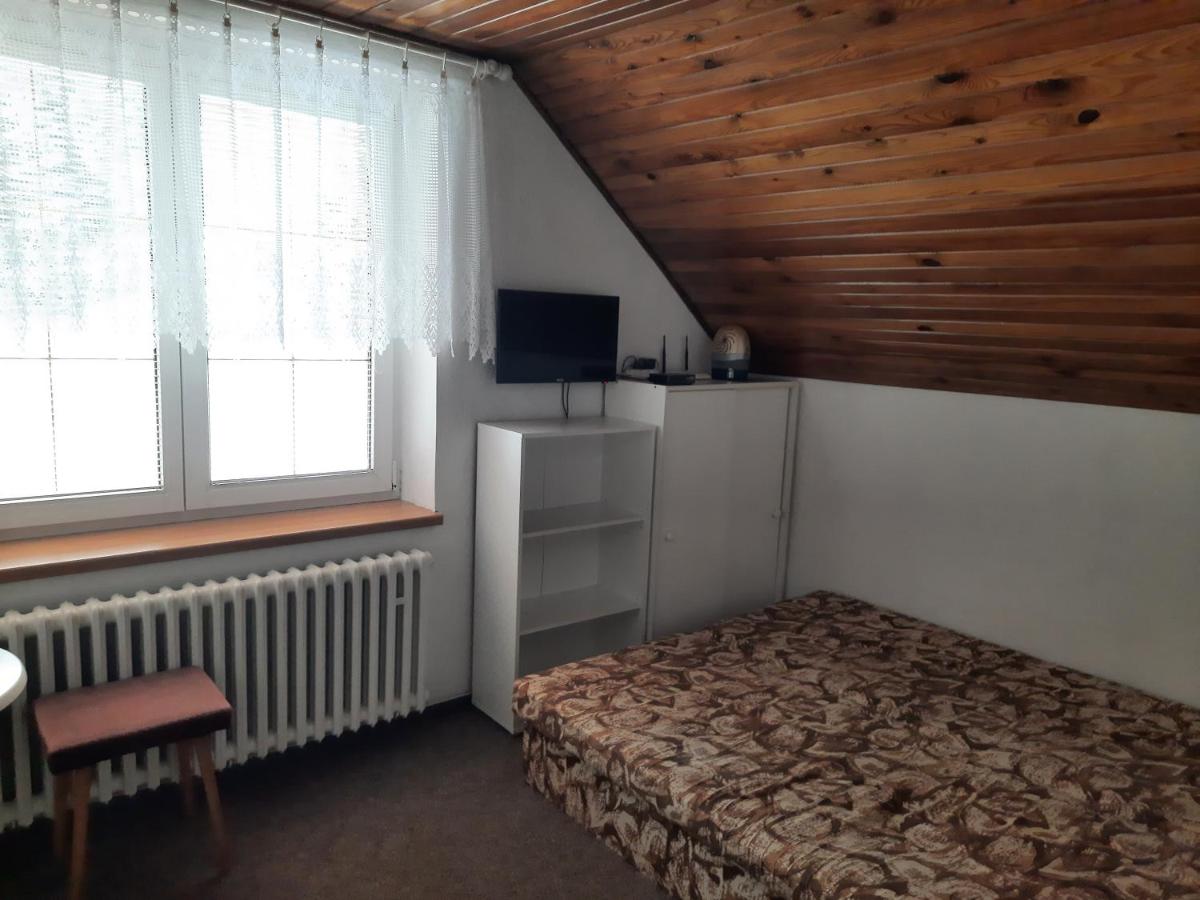 Penzion pod Paprskem - Housity