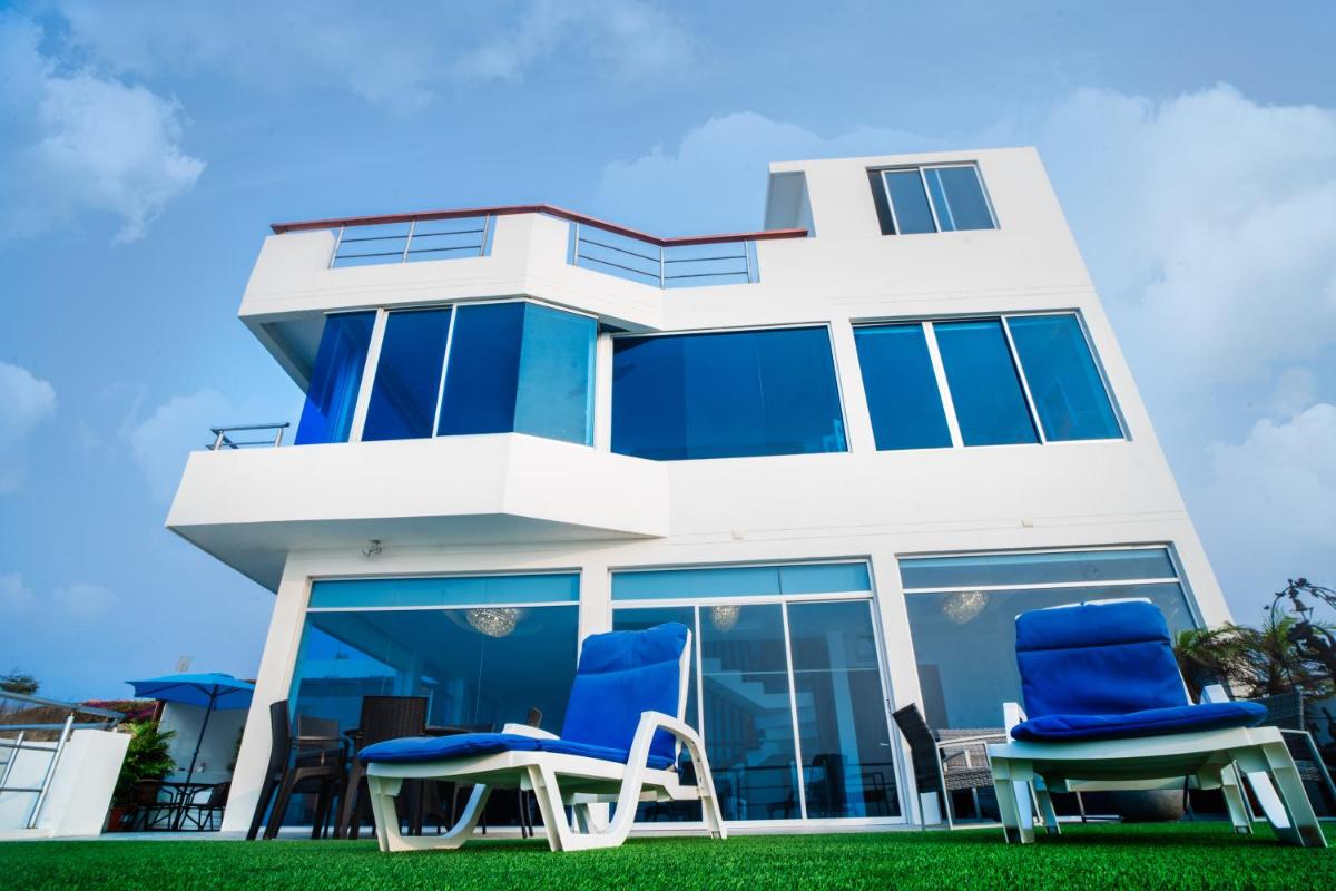 Exclusivo Penthouse frente al mar con acceso a la playa - Club Privado en Manta - Housity
