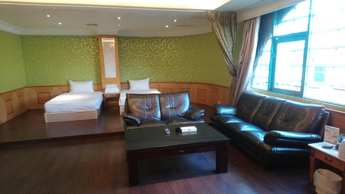 Roman Vacation Motel - Housity