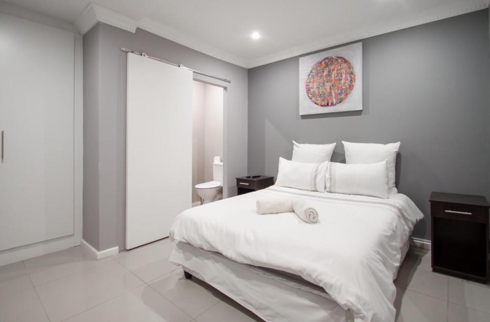 Muxima Guest House - Housity