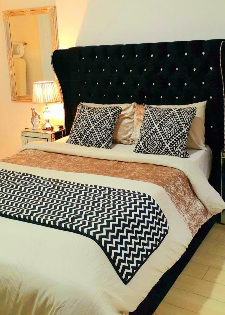 Luxury Penthouse Suite, Cantonments-Labone - Housity