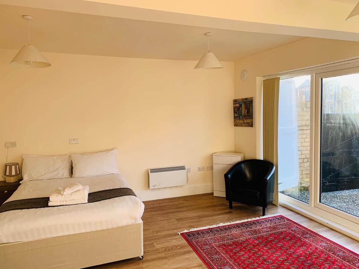 Kingston Villas Serviced Apartments - Hull Serviced Apartments HSA - Housity