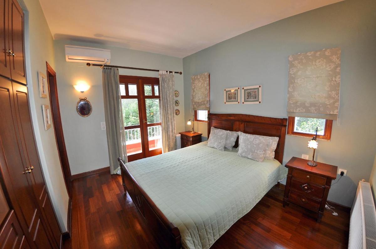 Postatiko Holiday Home Central Corfu - Housity