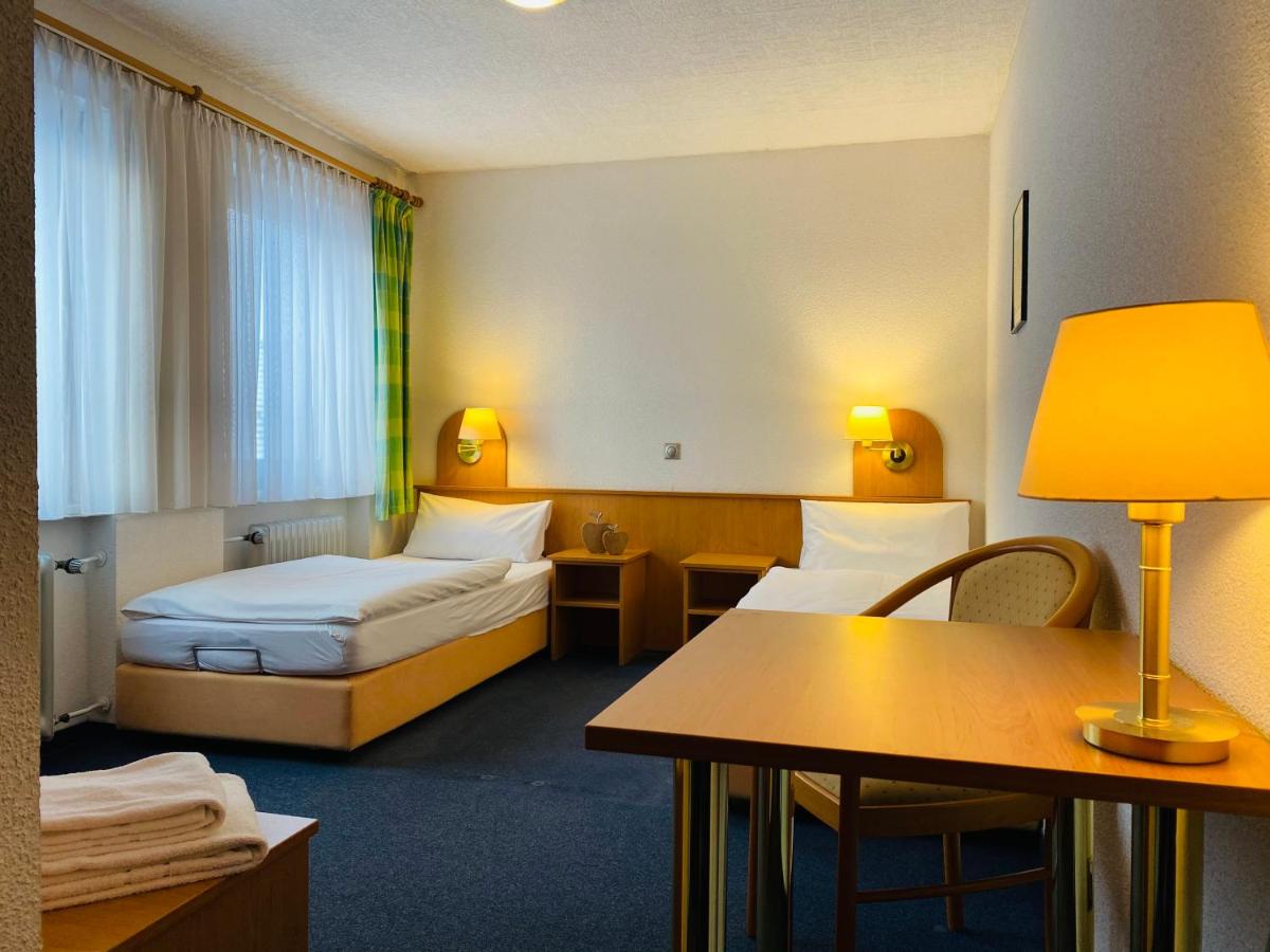 Zum Goldenen Adler - Housity