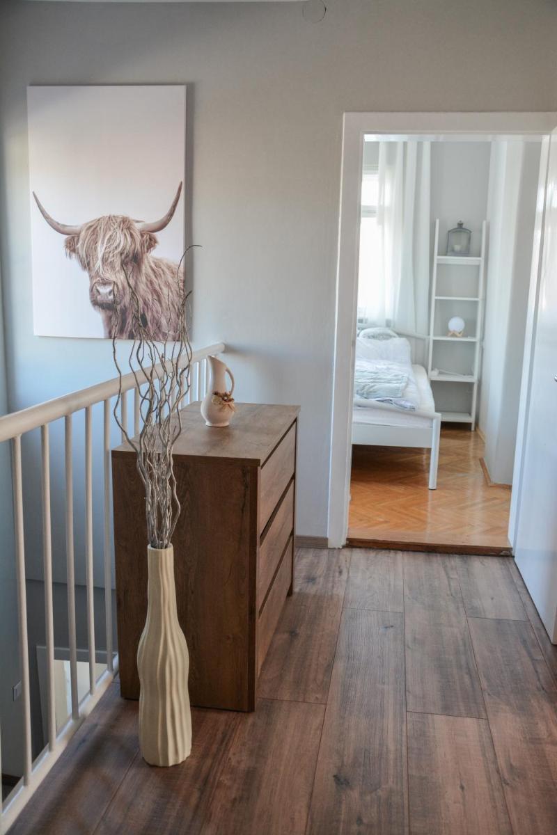 House Marin - whole house - Housity