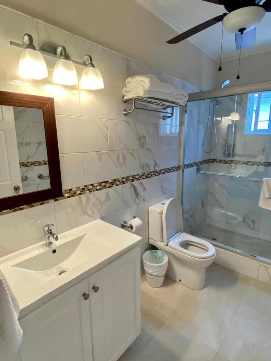Ixoras Beach Apartments - Housity