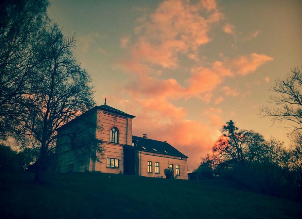 „Rentmeisterhaus Basedow“ - Housity