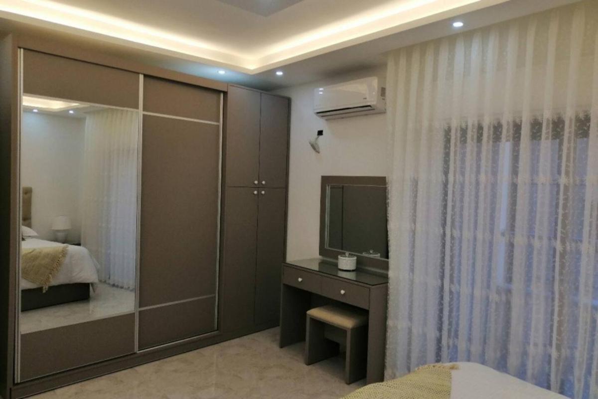 Amazing one Bedroom Apartment in Amman Elwebdah 8 - Housity