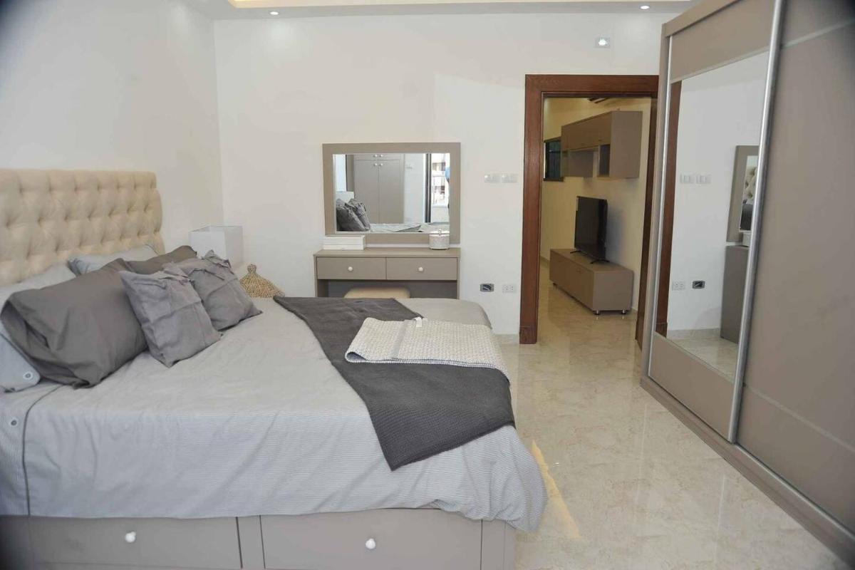 Amazing one Bedroom Apartment in Amman Elwebdah 8 - Housity