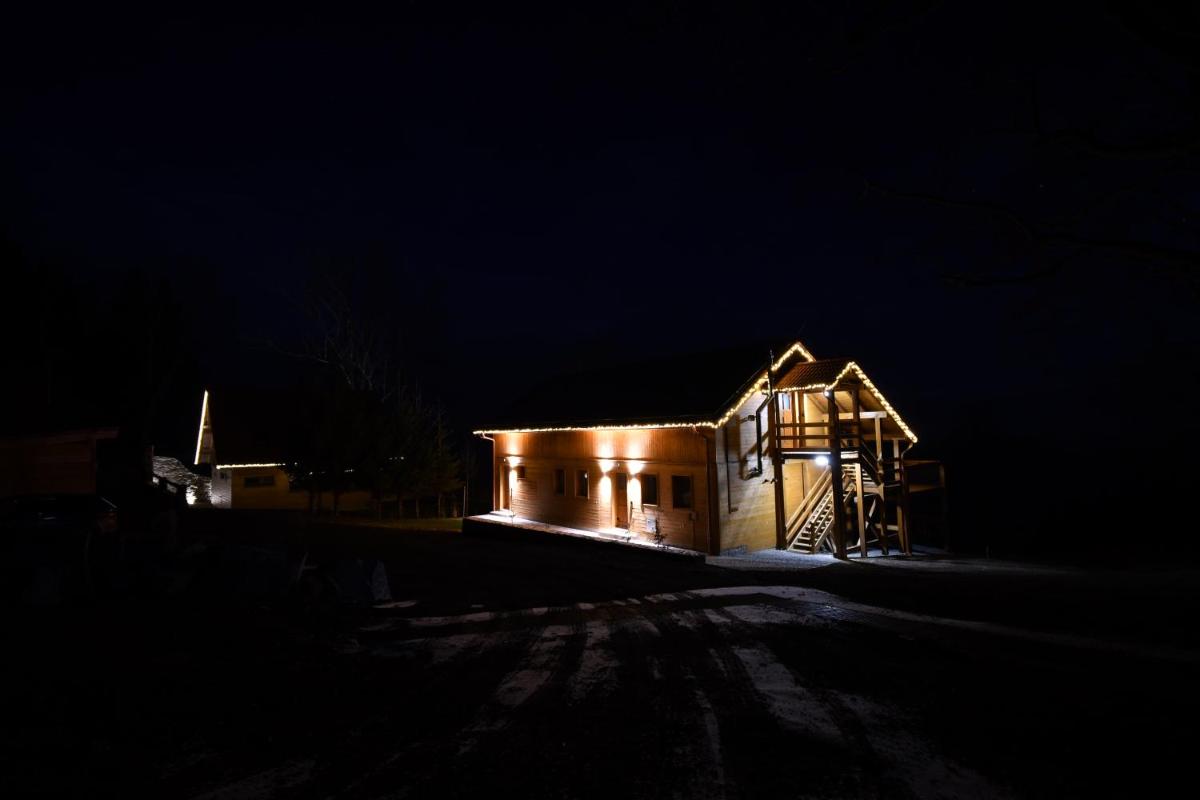 Chalet Apartments Maštal - Housity