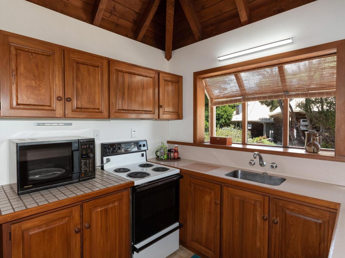 Te Maiki Escape - Russell Holiday Home - Housity