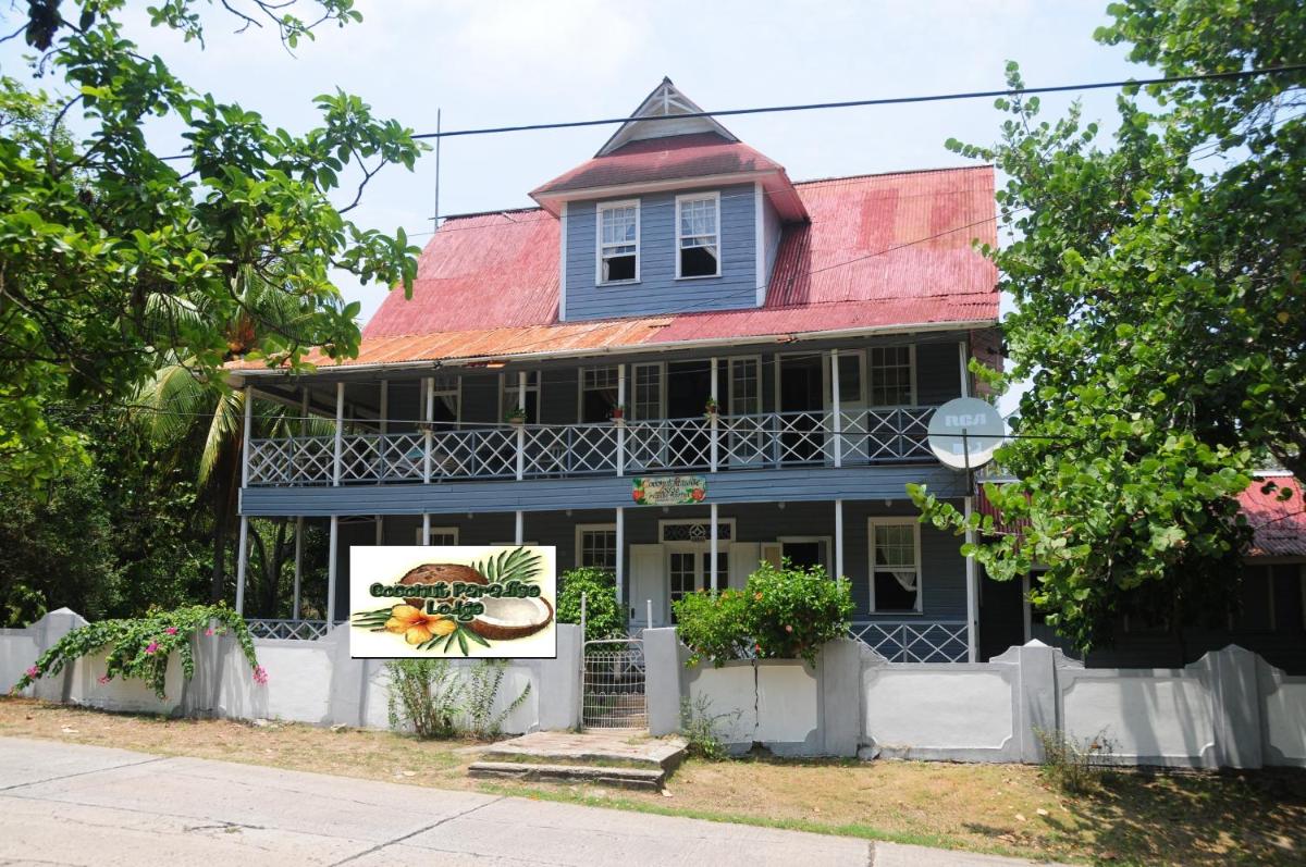 Coconut Paradise Lodge - Housity