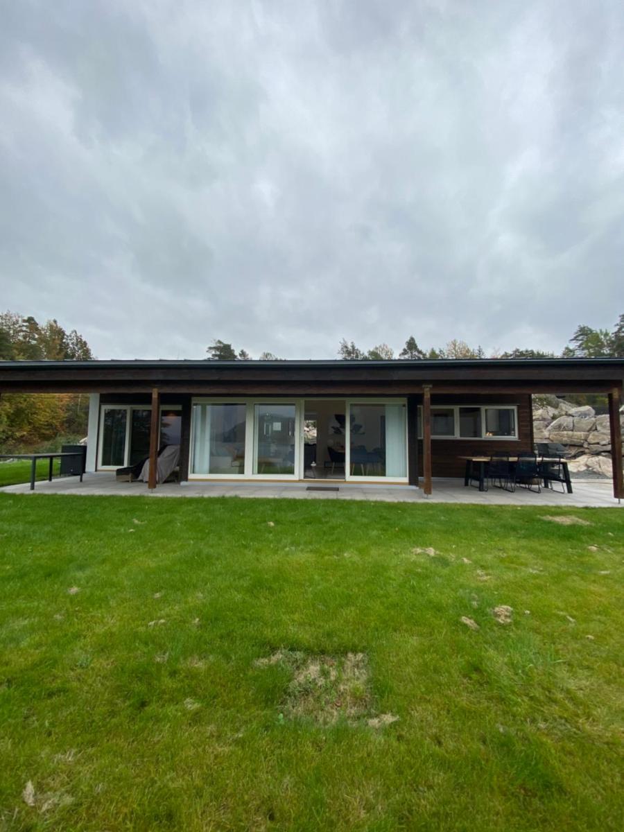 Funky cabin with a panoramic view of the Oslofjord - Housity