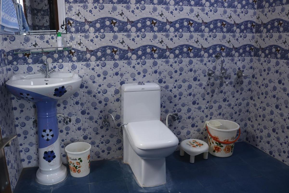 Sai Service Apartment - Housity