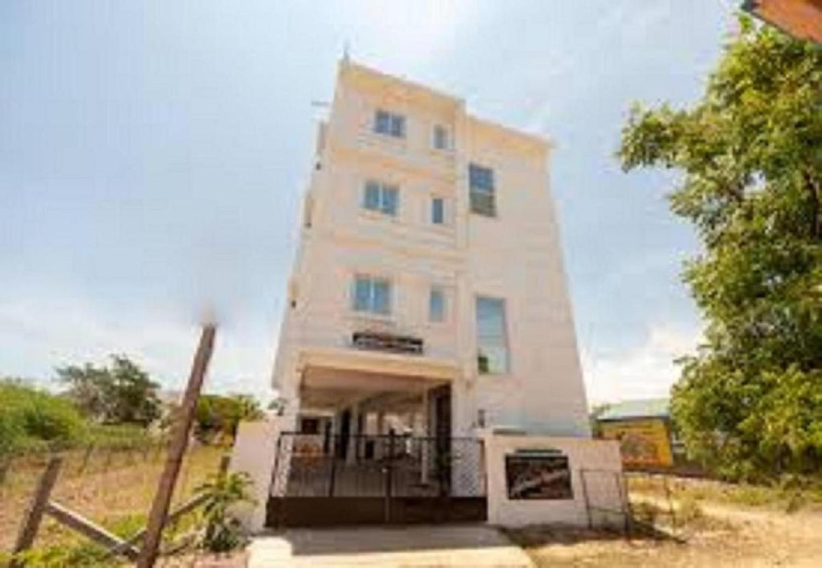Haleemas Residency - Housity