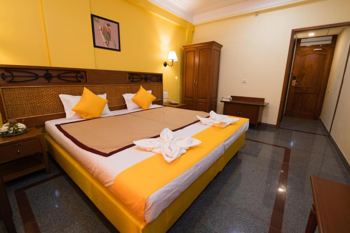 Hotel Raj Resort - Housity