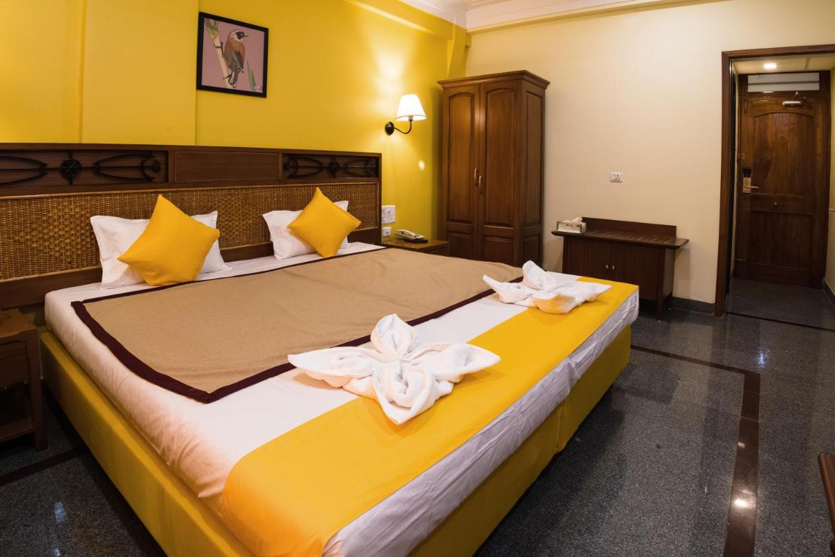 Hotel Raj Resort - Housity