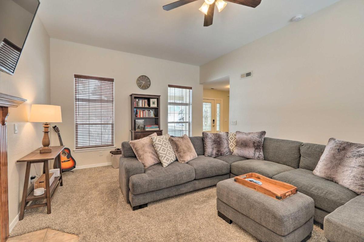 Flagstaff Retreat with Deck about 2 Mi to Downtown - Housity