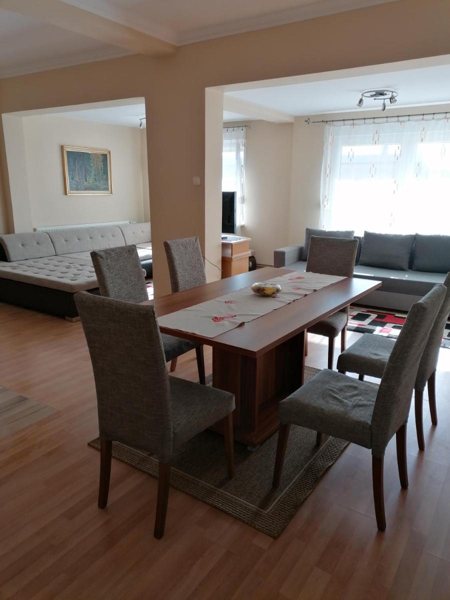 Kerka Szállás - Housity