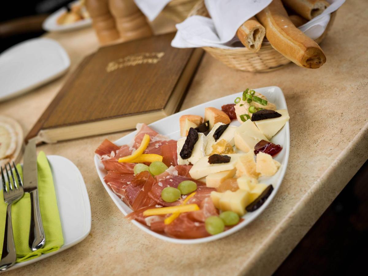 Essen im Hotel oder in der Nähe