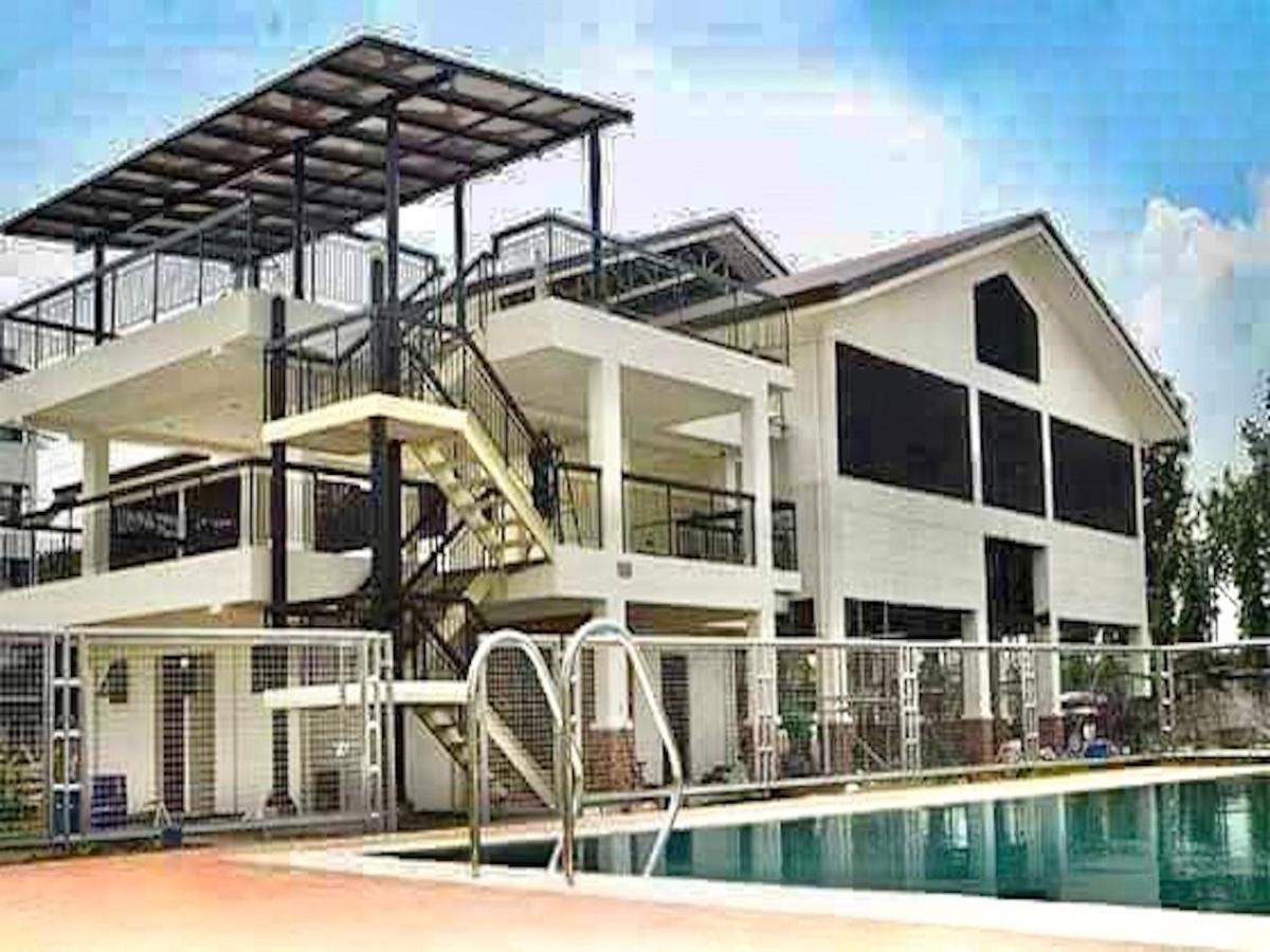 La Isabella Condo - Housity