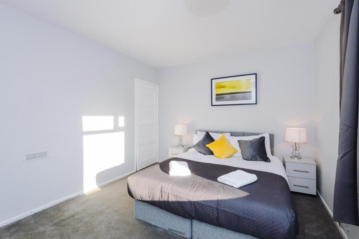 Damwood House - Housity