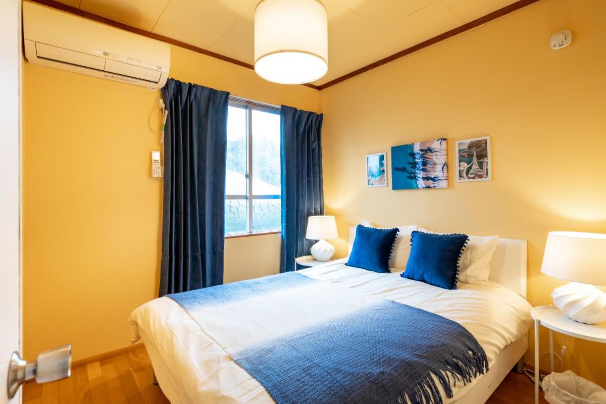 Deluxe Room 130平米 URUMAHOTEL - Housity