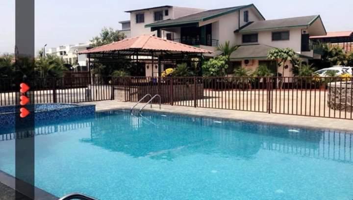 Rekhendra Villa 4BHK for Big Groups - Housity