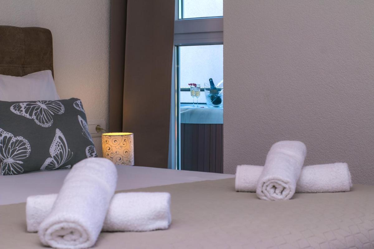 Brela: Villa Punta - Housity