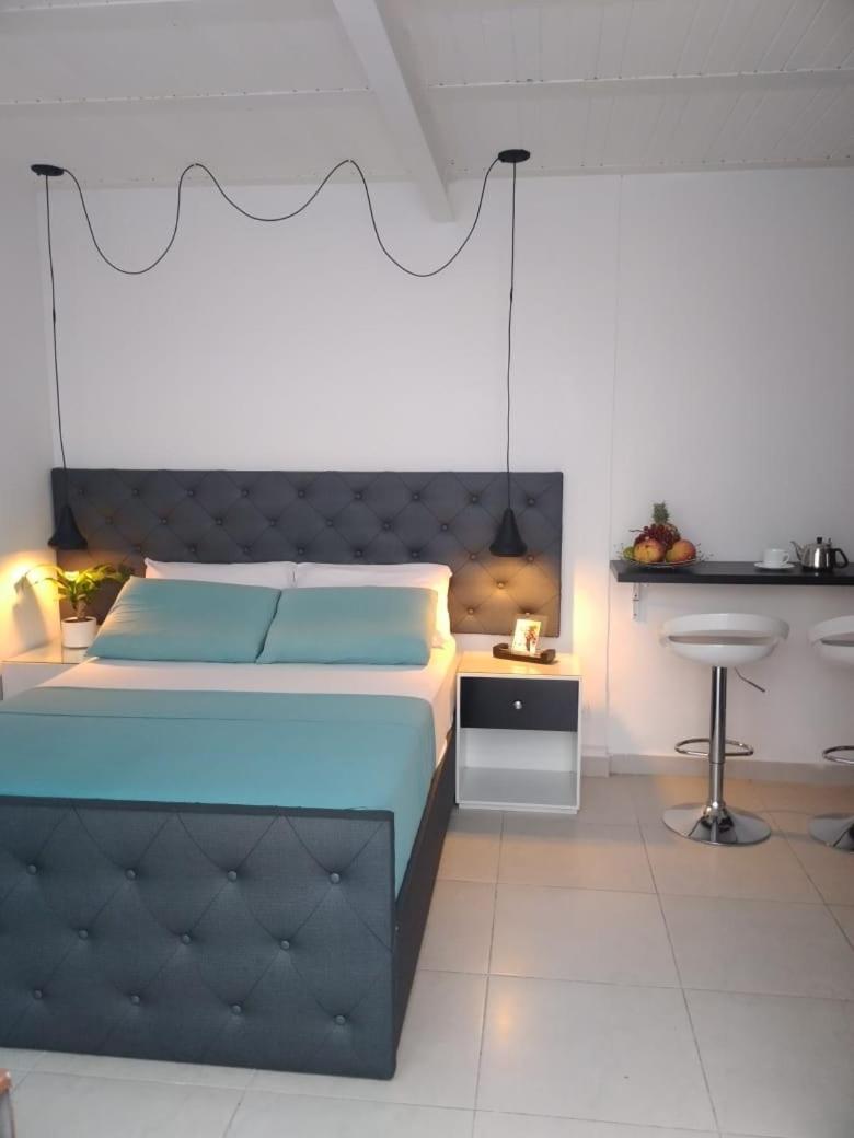 VIP Apartasuites Rosales - Housity