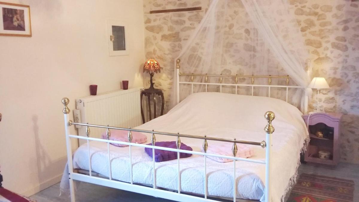 Gîte de Charme Robineau Eco-Logis Gironde - Housity