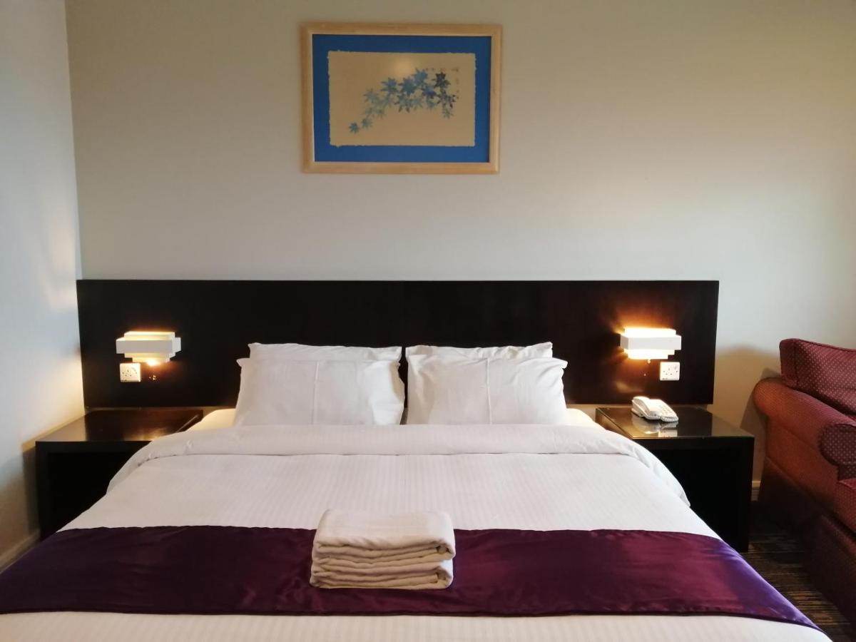 StayInn Gateway Hotel Apartment - Housity