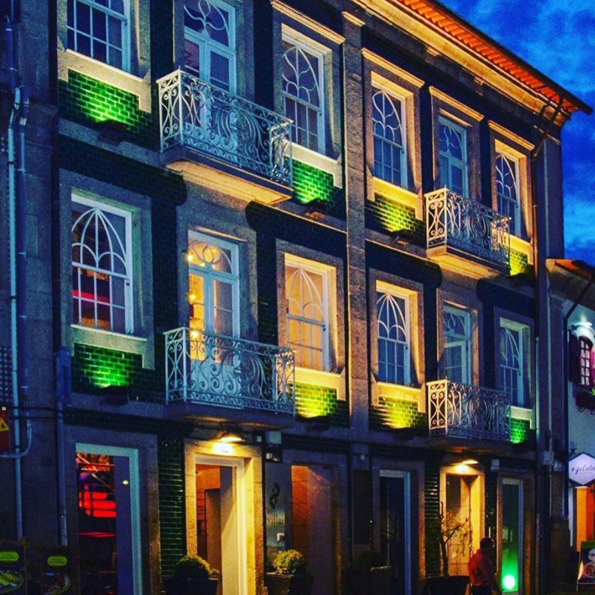 8 VILLAS Hotel - Housity