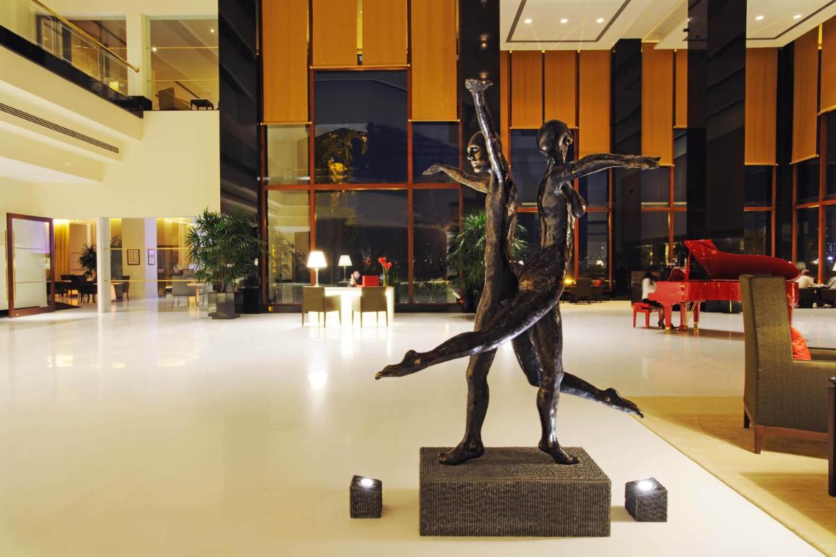 The Oberoi Mumbai - Housity