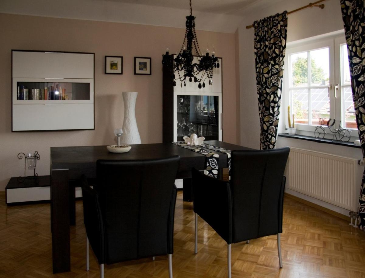 Ferienhaus Ginsterblüte - Housity