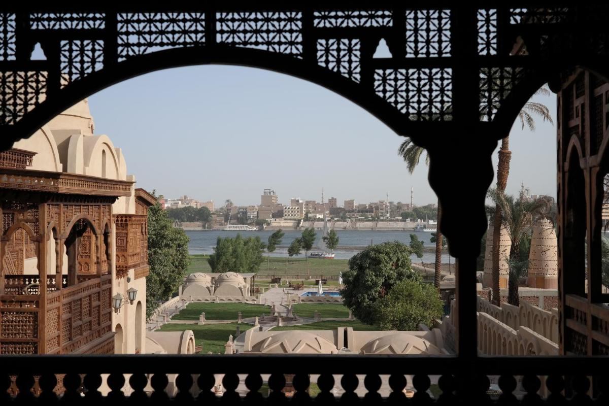 Djorff Palace - Housity