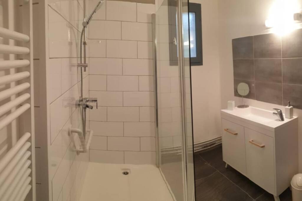 Maison de plain pied avec jardin - Housity