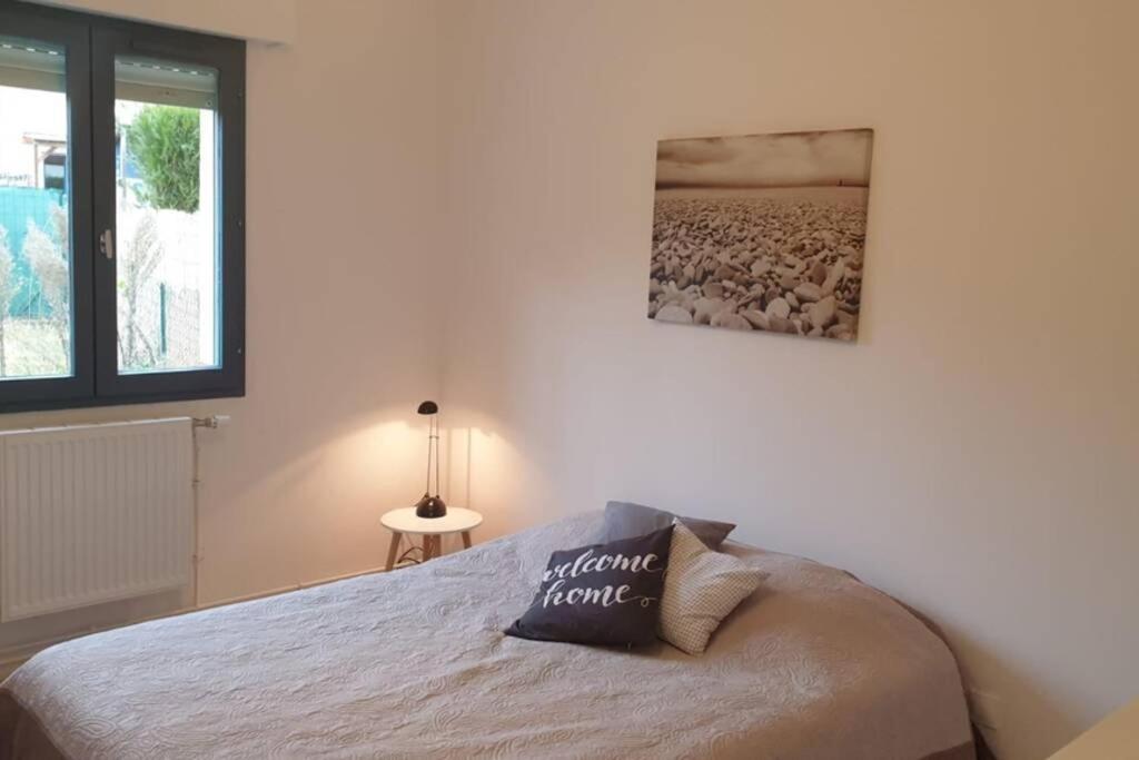 Maison de plain pied avec jardin - Housity