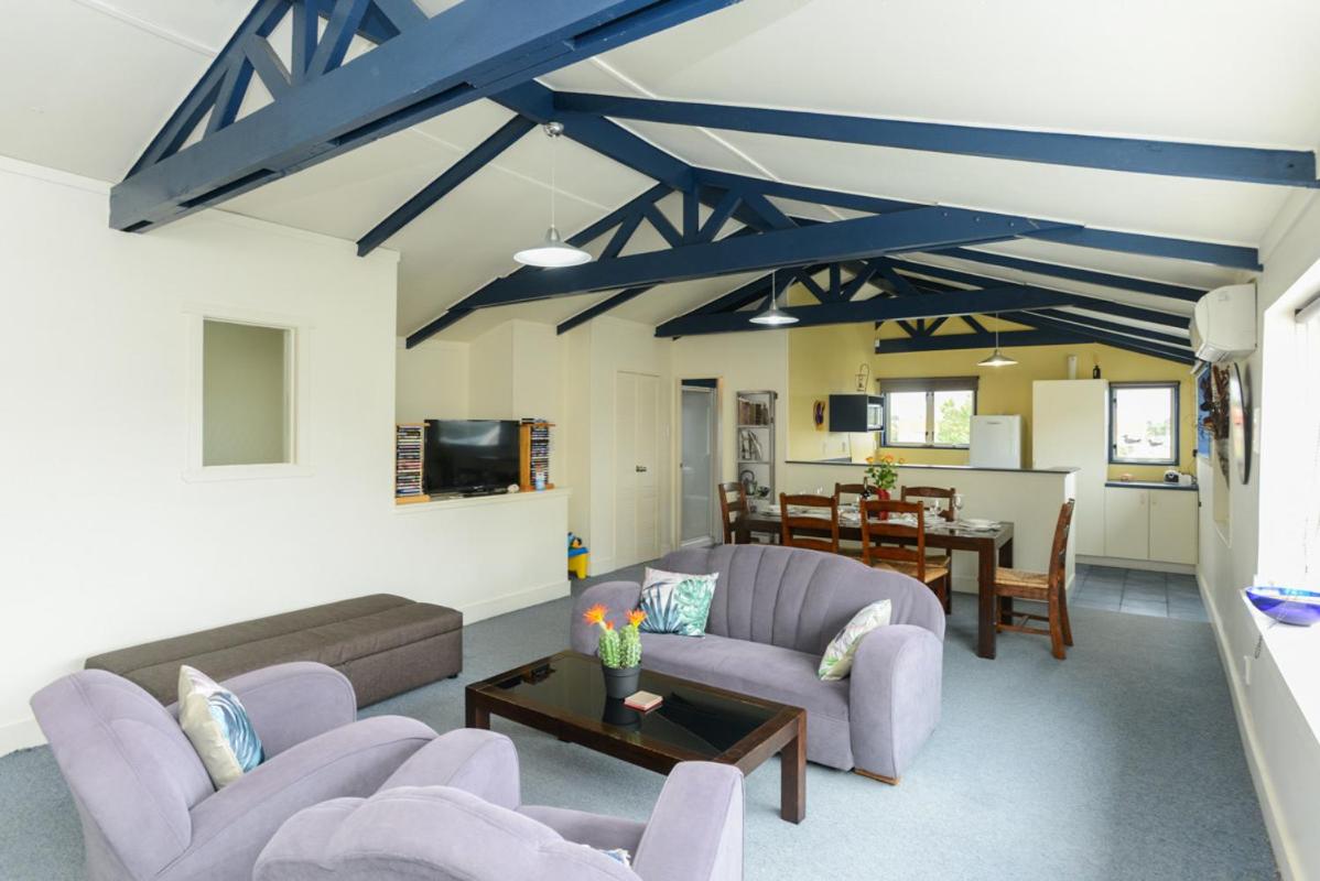 Bakers Loft - Napier Holiday Home - Housity