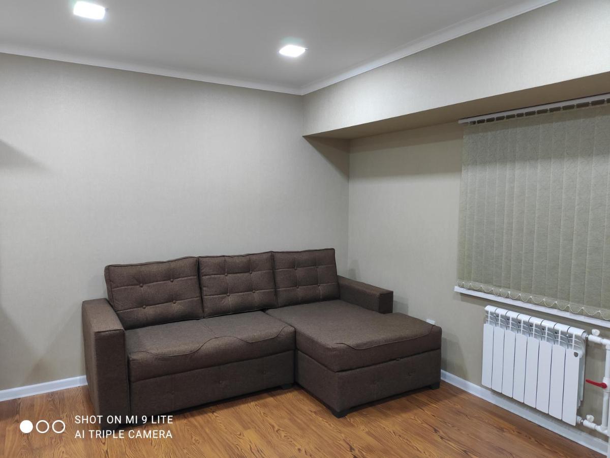 1-bedroom Apartment in the very city center (Shedevr) - Housity