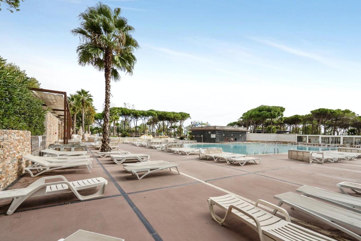 Bungalow convivial pres de Sete avec piscine partagee - Housity