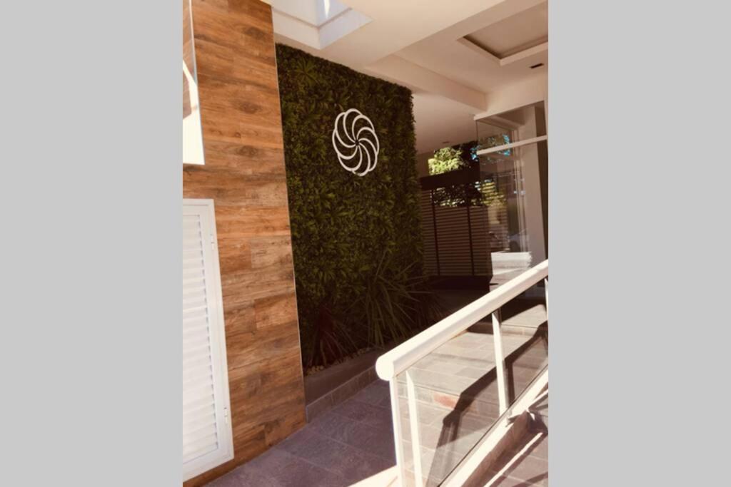 Bonito Departamento a metros del MAR . - Housity