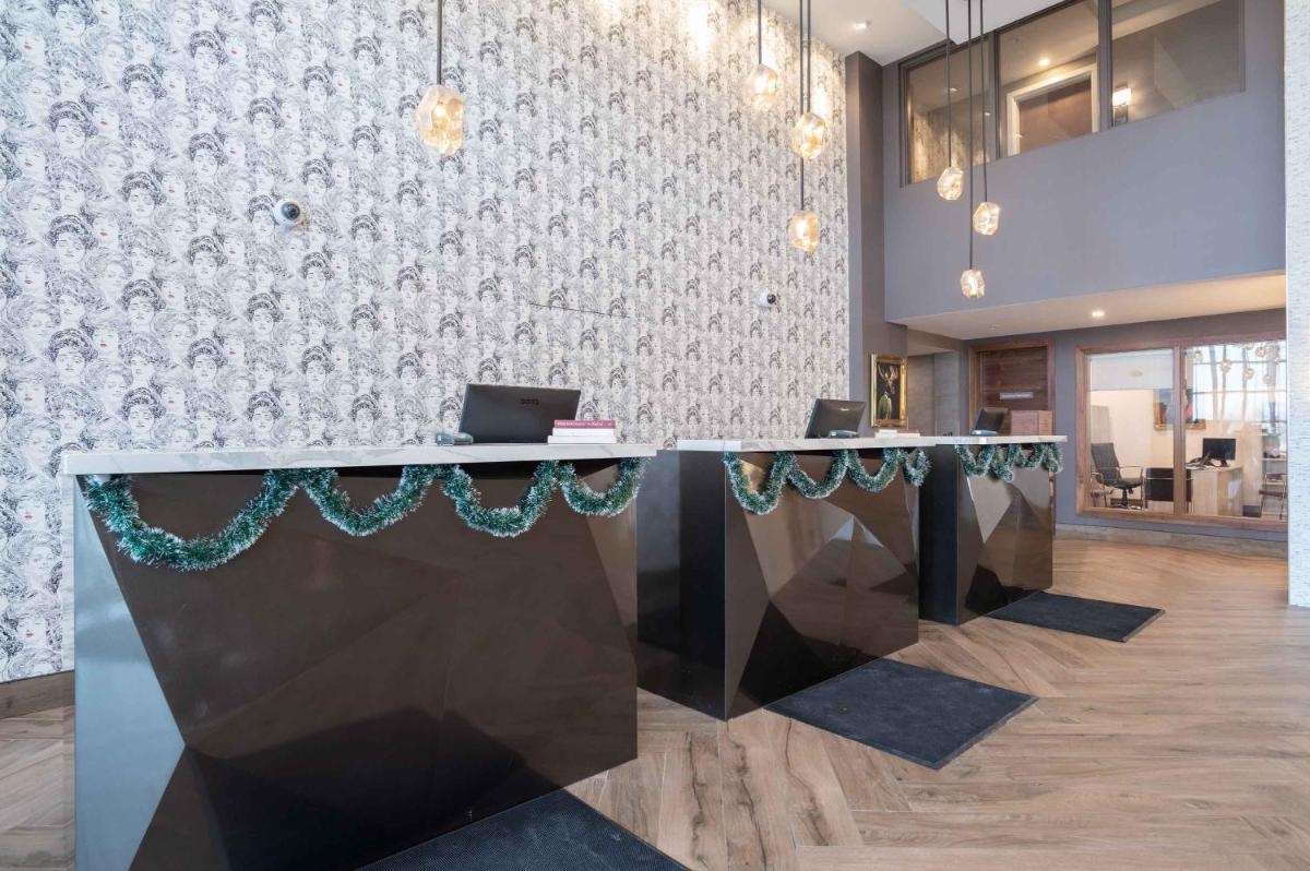 Suitetrails - Sandman Signature Ottawa Airport Hotel