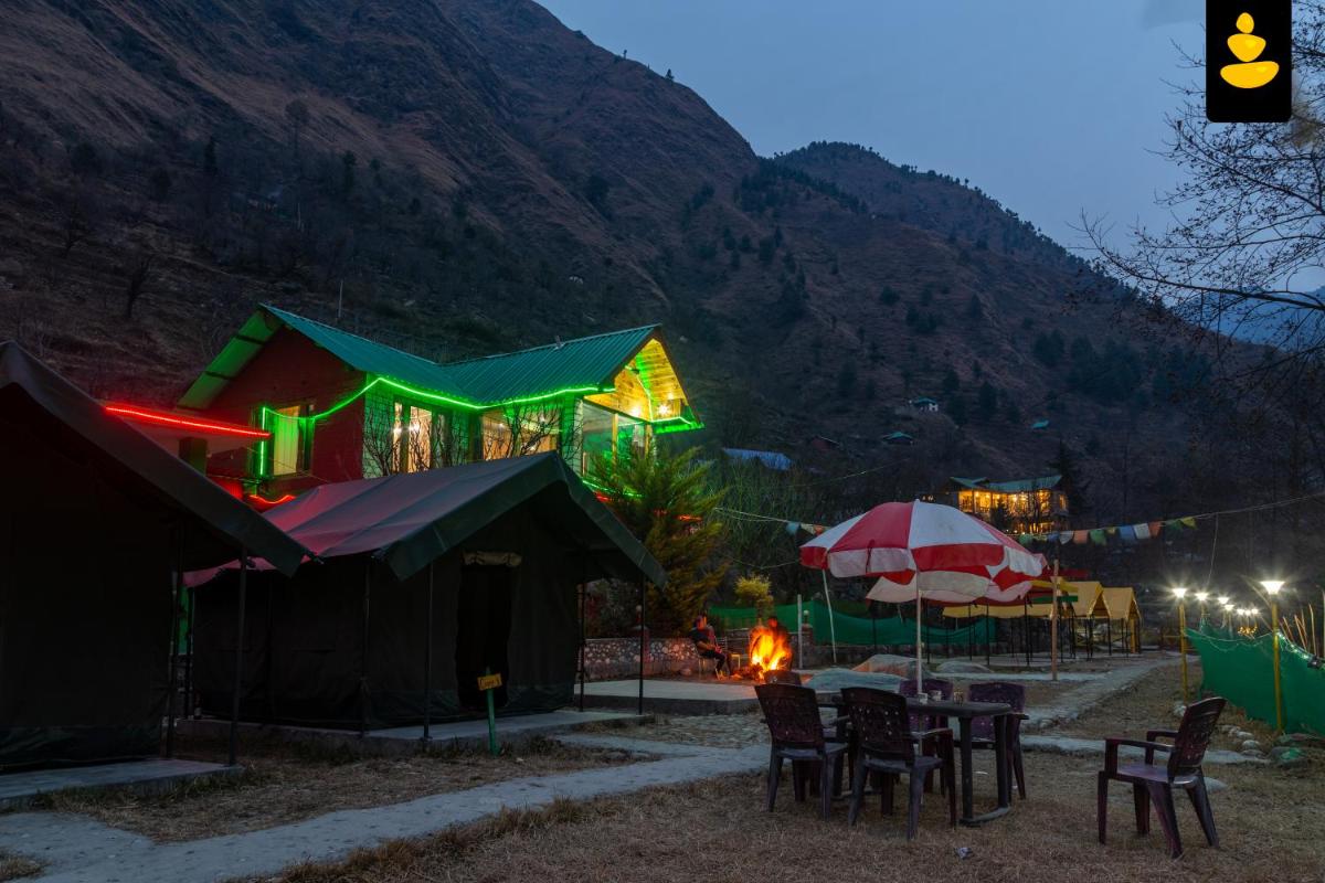 LivingStone Village Stay Tirthan Valley - Housity