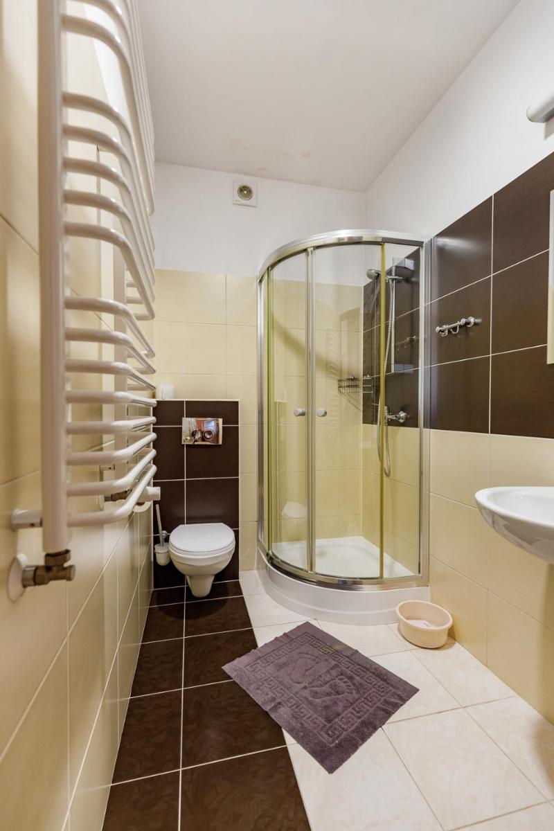 CENTRUM OPOKA - HOTEL - Housity