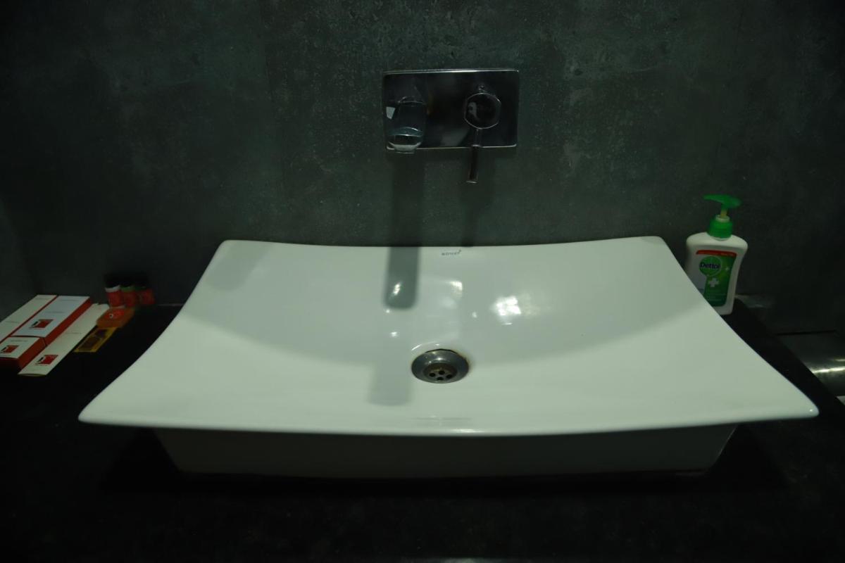 Hotel Sukhdeo Palace - Housity