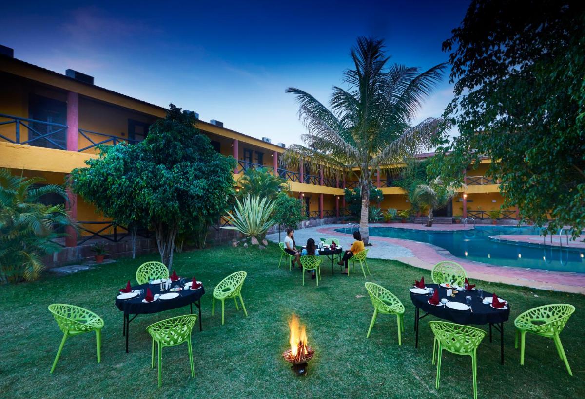 WelcomHeritage Jungle Home Pench - Housity